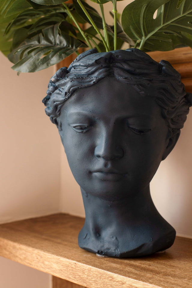 YC Venus Vase/Planter