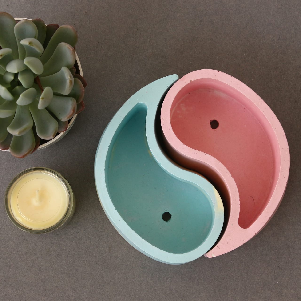 yin yang plant pot Yin Yang Planter Set – Yours Concretely