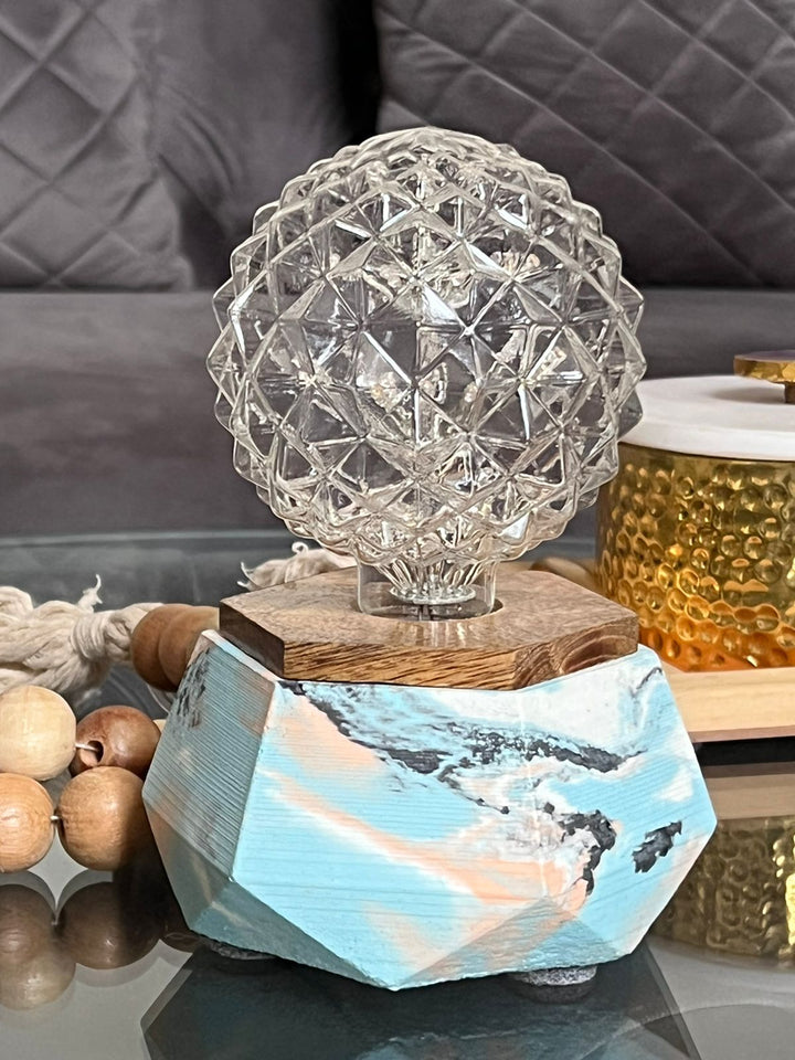 YC Hexa Flow Lamp