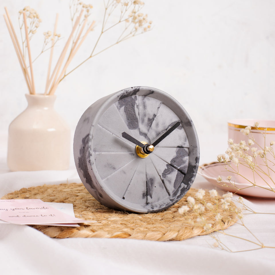 Table Clock - Elevate