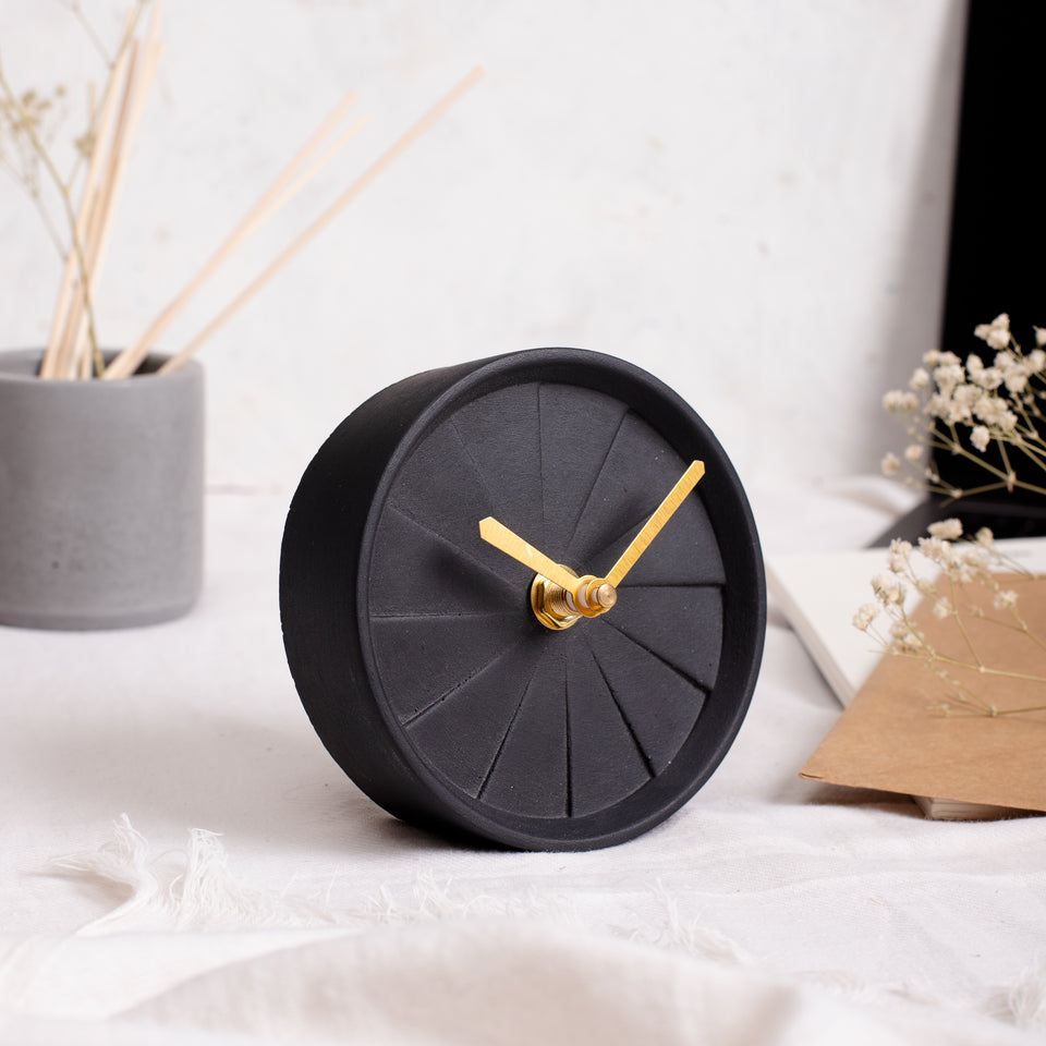 Desk Clock - Elevate Black – Yours Concretely