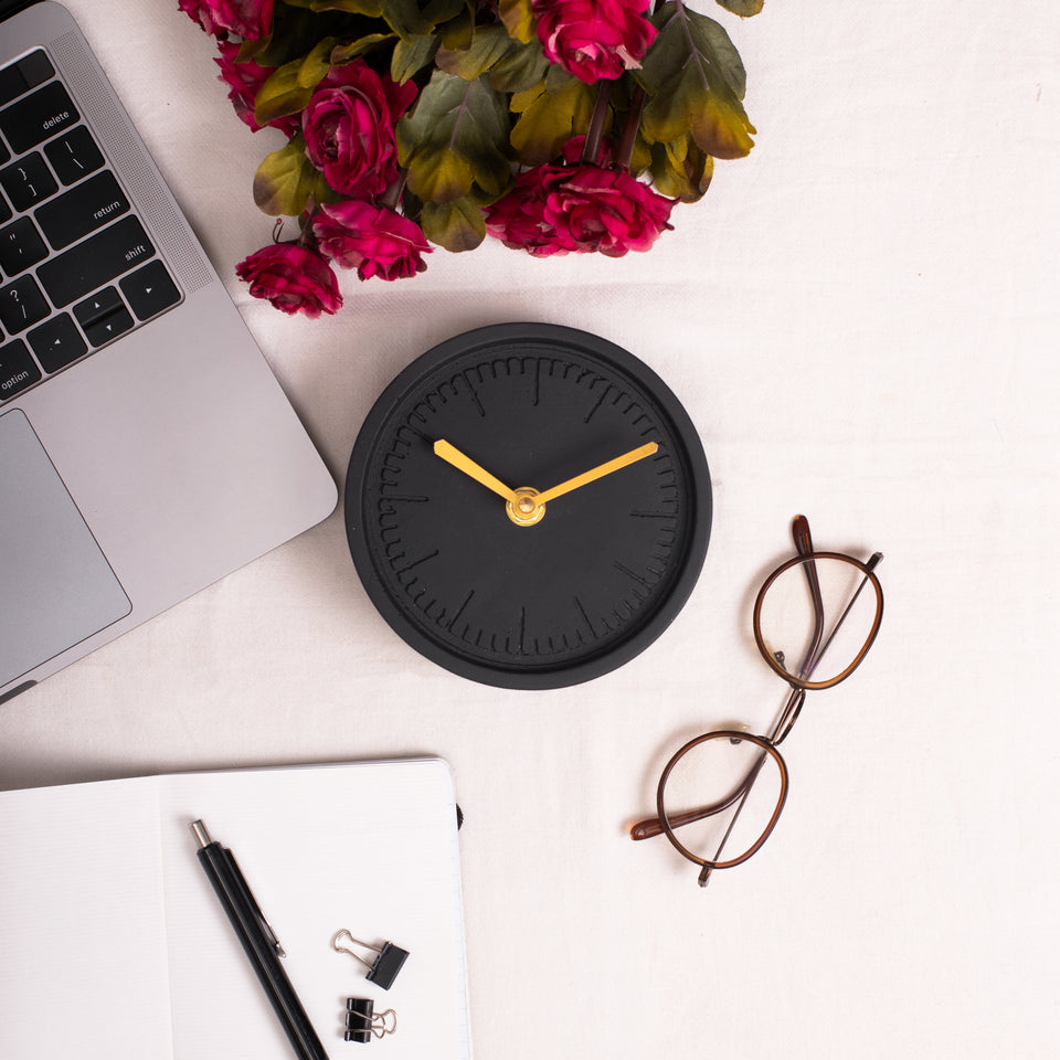 YC Eclectic Black