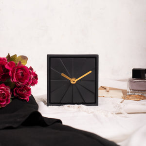 YC Elegance- Black (Desk Clock)