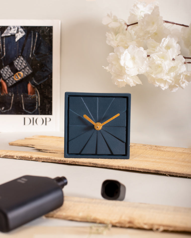 Table Clock - Elegance