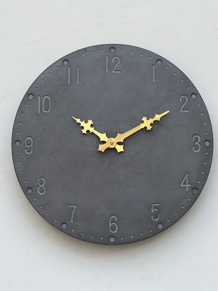 Alpha - 12" Concrete Clock Round
